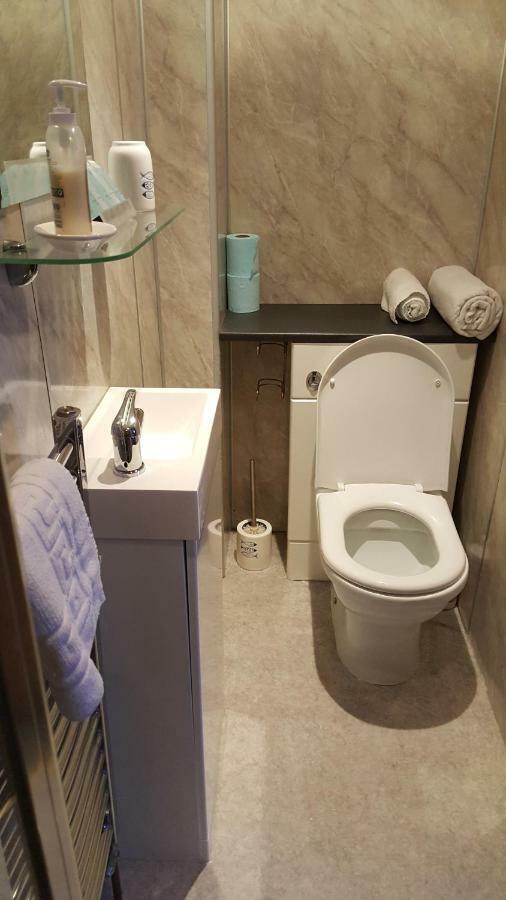 Ivanhoe Guest House อินเวอร์เนส ภายนอก รูปภาพ